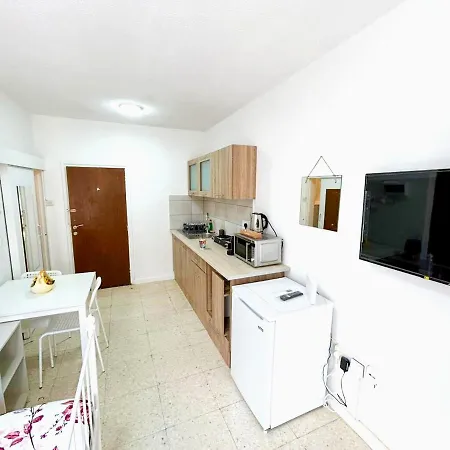 Comfort アパート